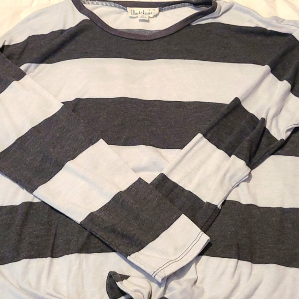 Long sleeve top